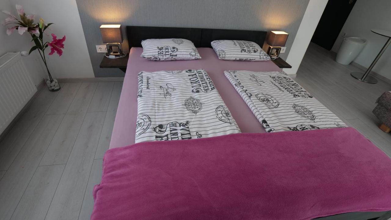 Anna Villa Fuered Boutique Rooms Balatonfured Exterior photo
