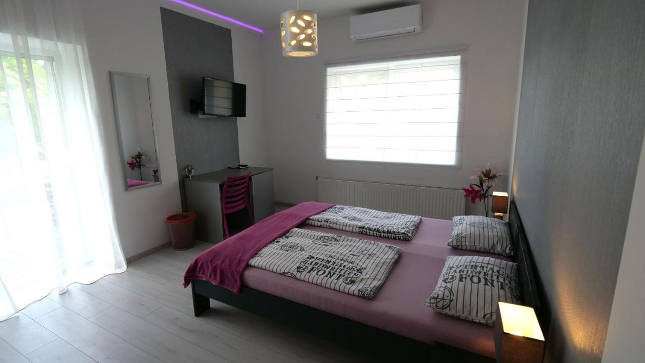 Anna Villa Fuered Boutique Rooms Balatonfured Exterior photo