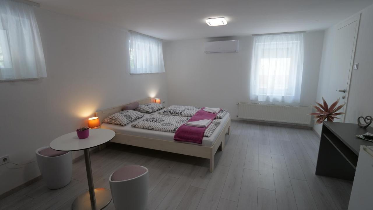 Anna Villa Fuered Boutique Rooms Balatonfured Exterior photo